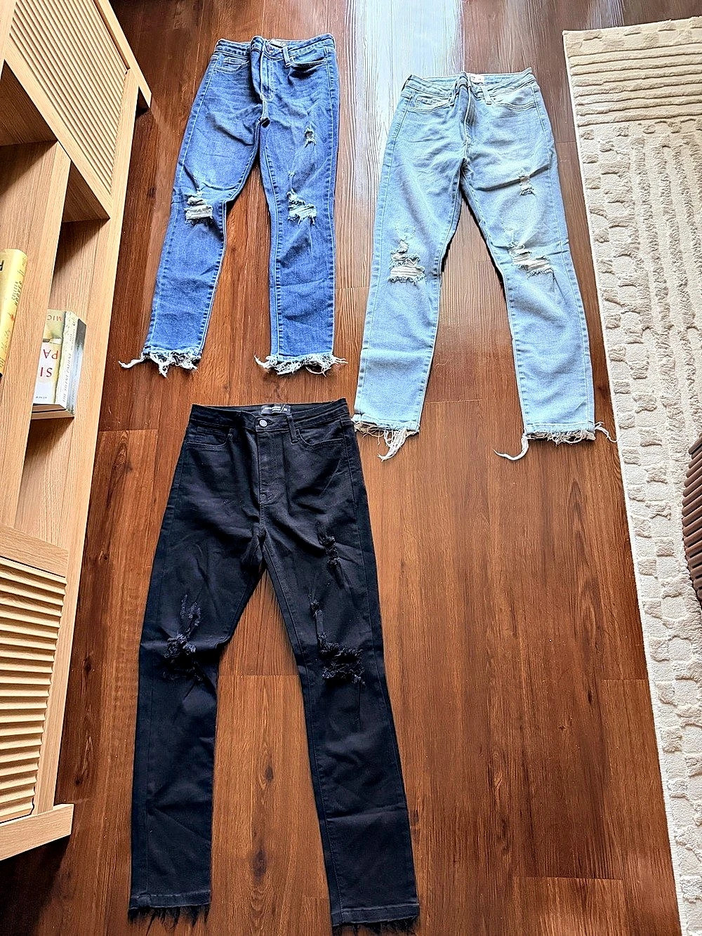 Just Black Denim Distressed Skinny Jeans Waist 28 dark blue, light blue and blac